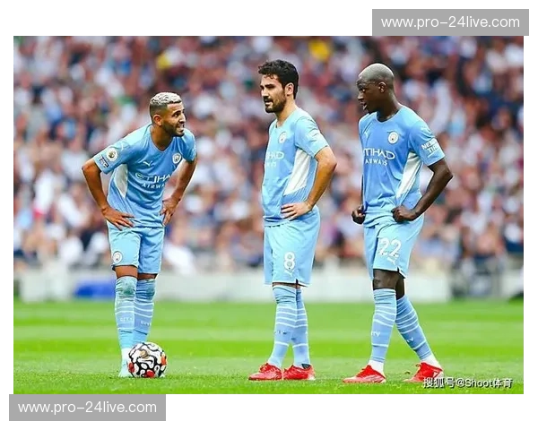 蓝月当空还是金丝雀啼？曼城vs诺维奇：一场关于工业美学与草根尊严的极致博弈